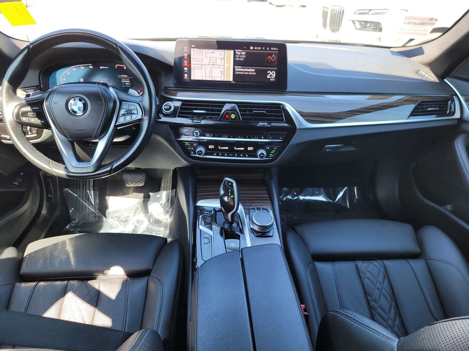 Used 2021 BMW 530e w/ Parking Assistance Package RWD image 19