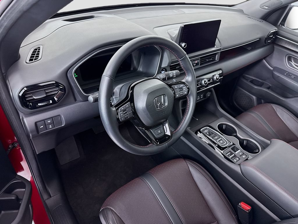 Certified 2025 Honda Pilot Black Edition image 9