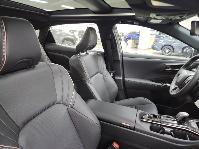 New 2026 Toyota Crown Platinum image 10