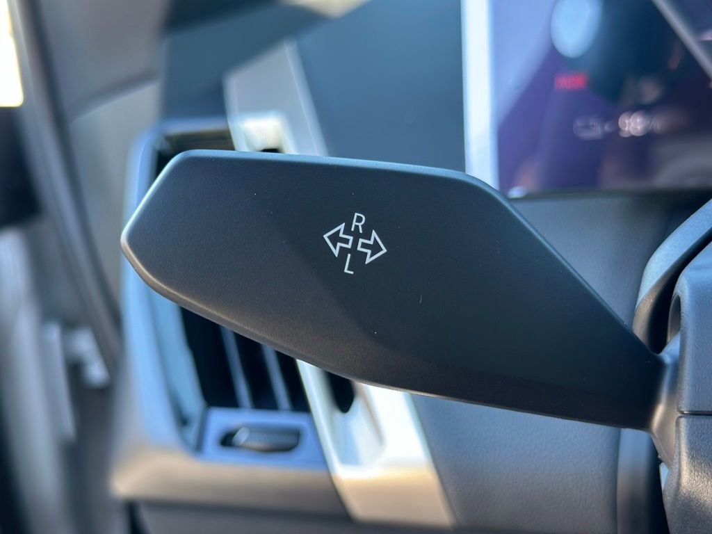 New 2026 BMW iX xDrive45 image 35