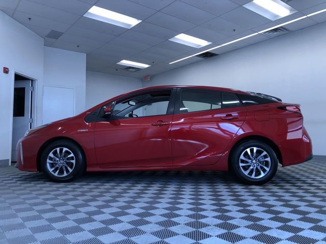 Certified 2022 Toyota Prius Limited w/ Premium Convenience Package FWD image 11