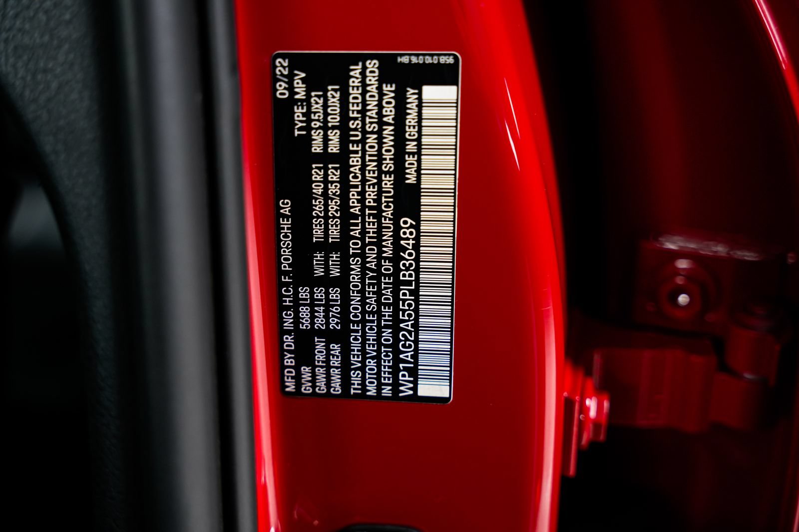 Used 2023 Porsche Macan S w/ Premium Package Plus AWD/4WD image 50