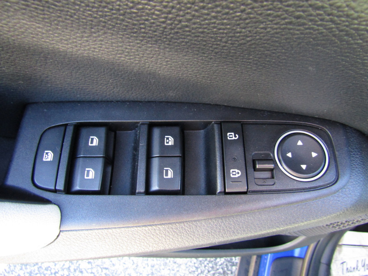 Used 2021 Kia Seltos EX image 11