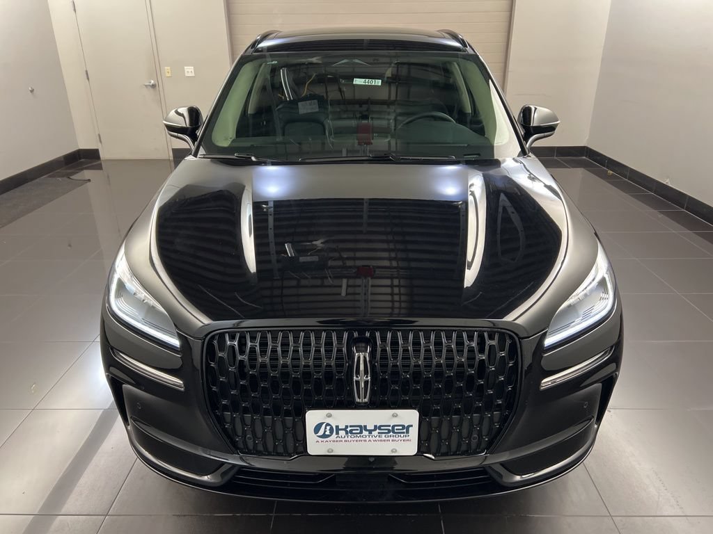 Used 2026 Lincoln Corsair Premiere AWD/4WD image 2
