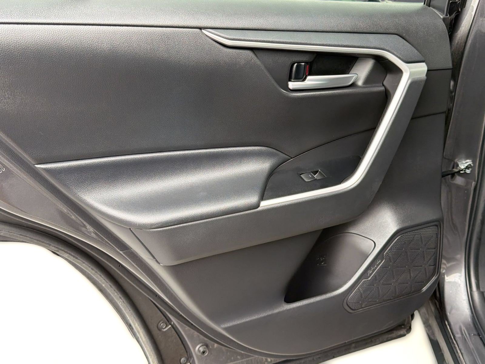 Certified 2023 Toyota RAV4 XLE w/ Convenience Package FWD image 31