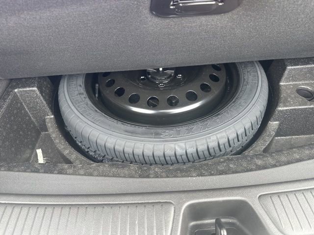 Used 2023 Buick Envision Avenir image 48