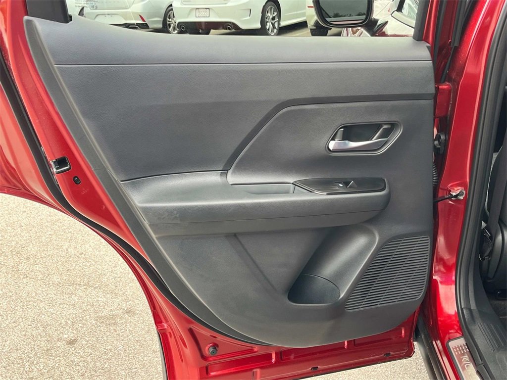 New 2025 Nissan Kicks SV w/ Illumination Package image 19