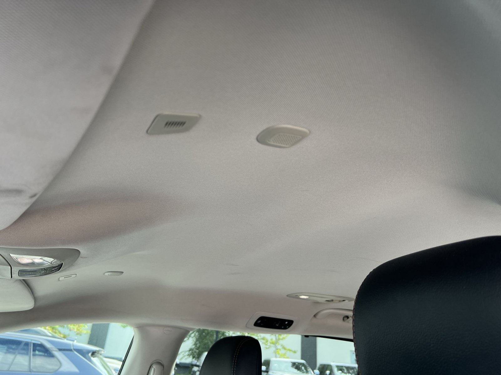 Used 2018 Chrysler Pacifica Touring-L FWD image 23
