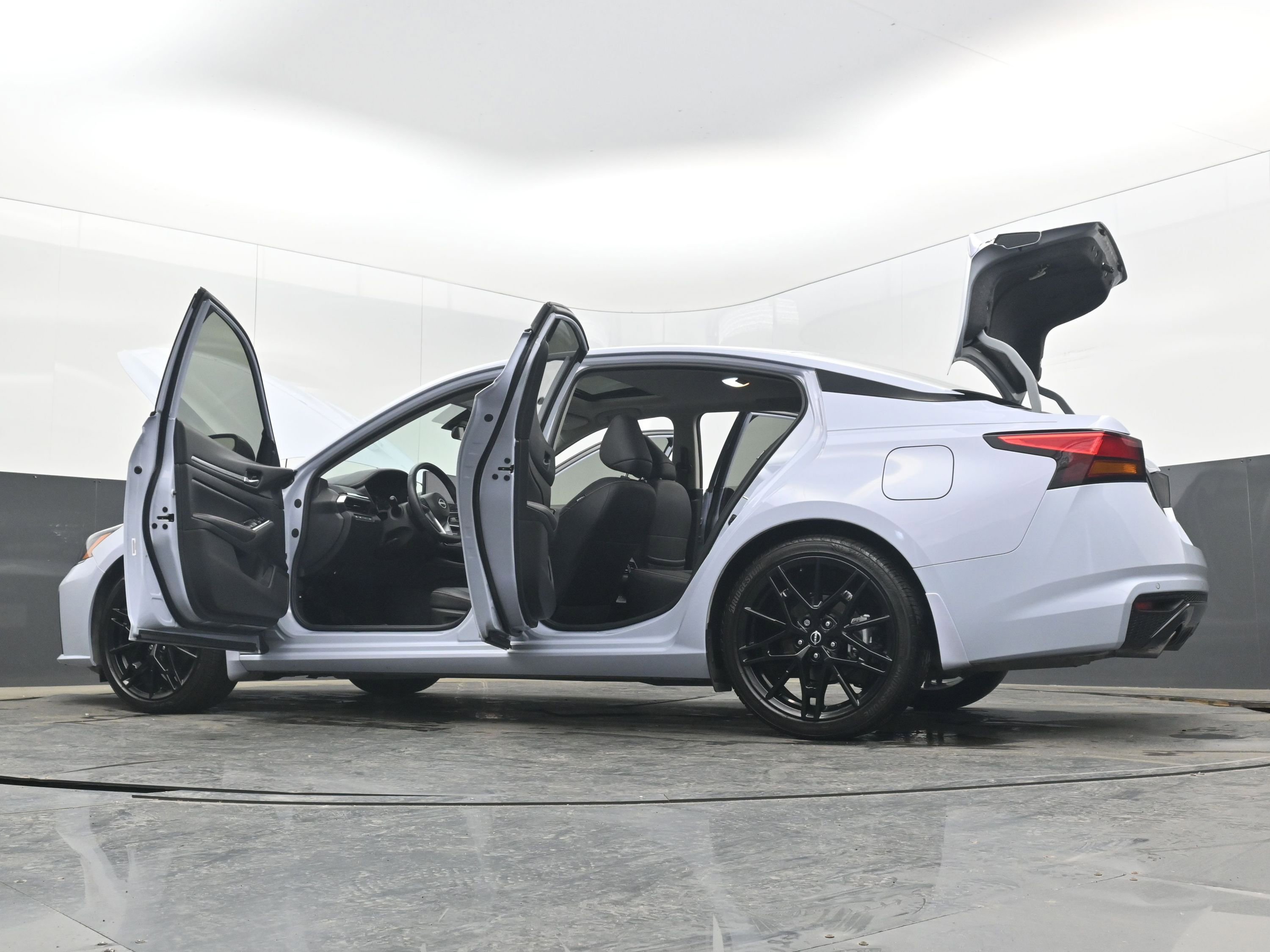 Used 2024 Nissan Altima 2.0 SR image 47