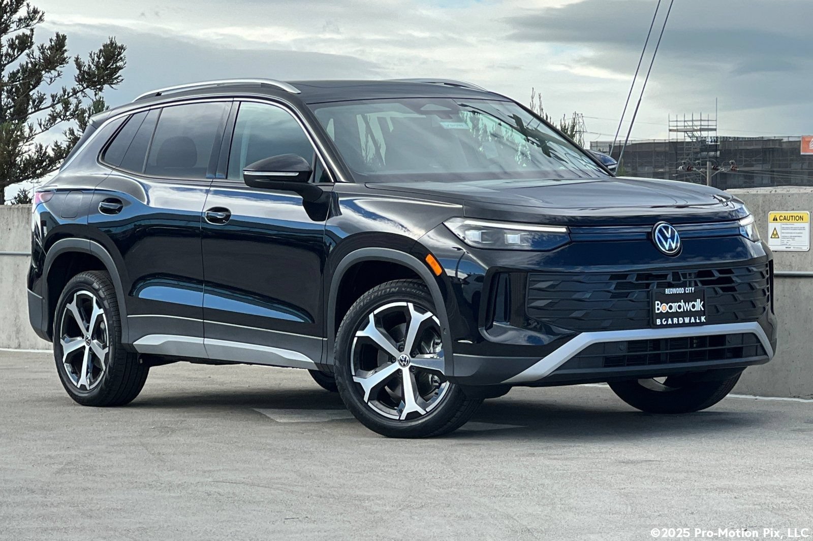 New 2026 Volkswagen Tiguan SE