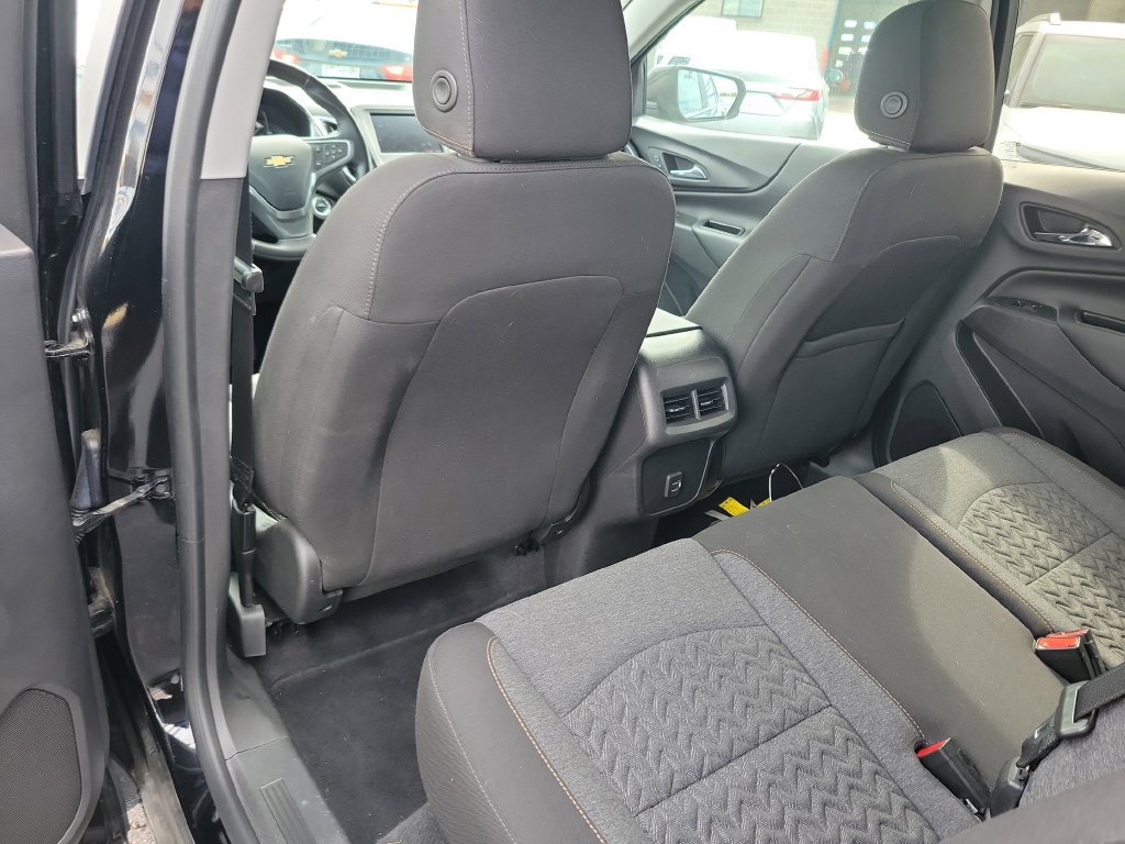 Used 2022 Chevrolet Equinox LT FWD image 17