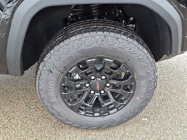 New 2026 GMC Canyon Elevation w/ Convenience Package image 9