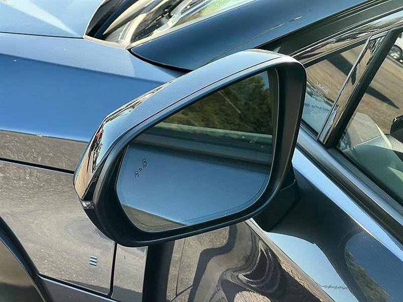 Used 2024 Lexus RZ 300e Premium w/ Accessory Package (Z1) image 11