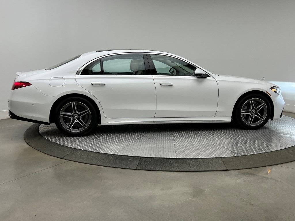 Used 2024 Mercedes-Benz S 580 4MATIC Sedan image 6