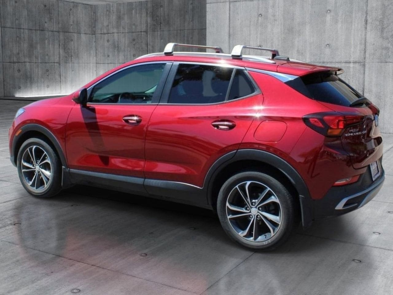 Used 2021 Buick Encore GX Select w/ Advanced Technology Package FWD image 3
