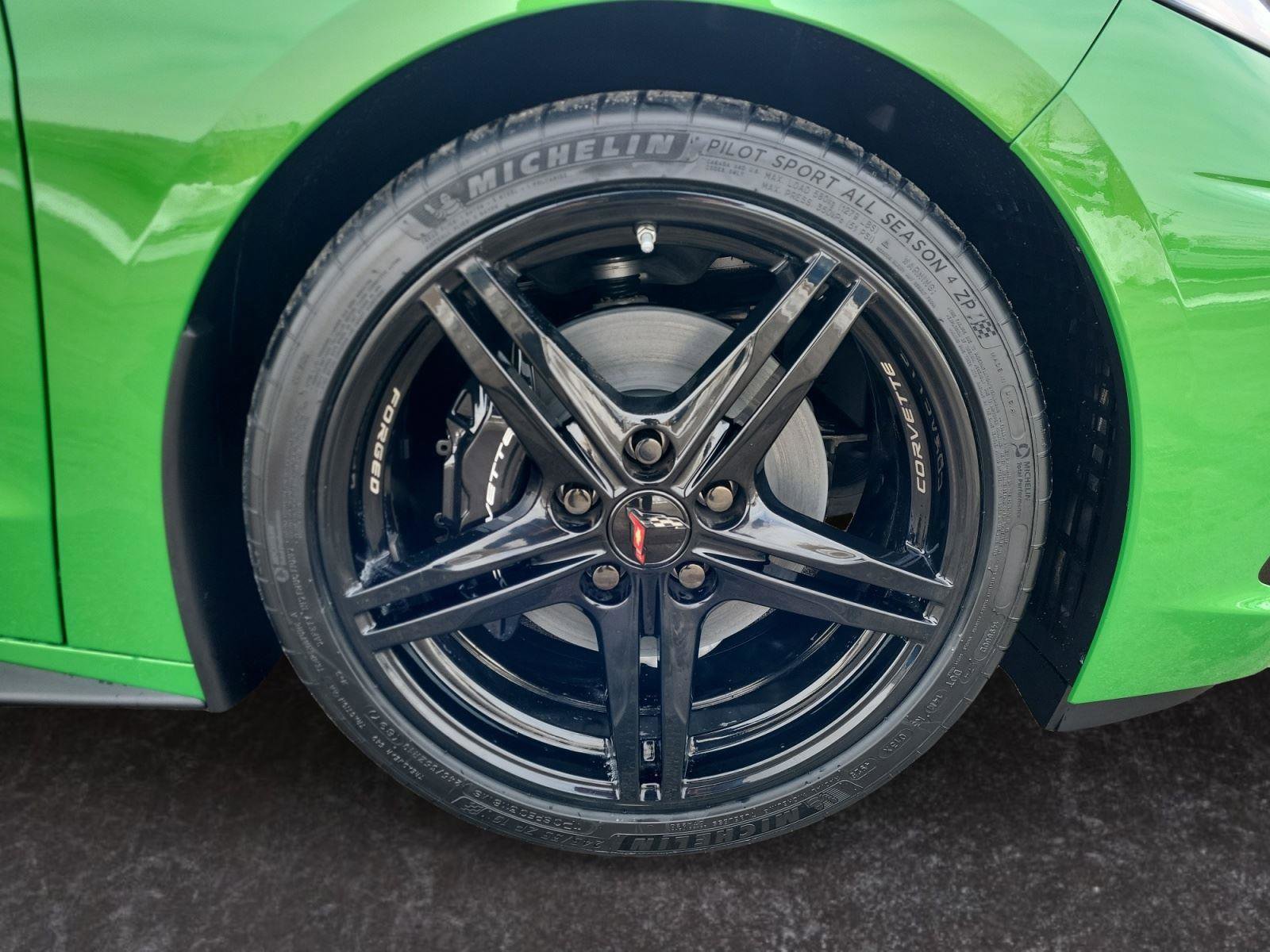 New 2026 Chevrolet Corvette Stingray Preferred Cpe w/ Battery Protection Package image 27