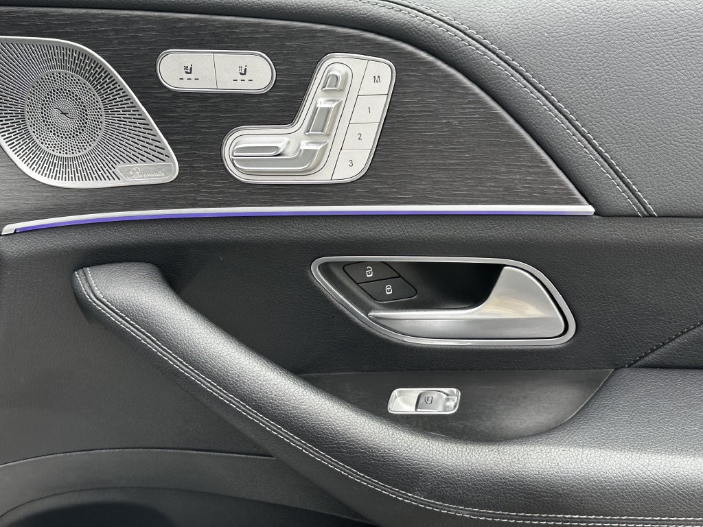 Certified 2024 Mercedes-Benz GLS 580 4MATIC image 17
