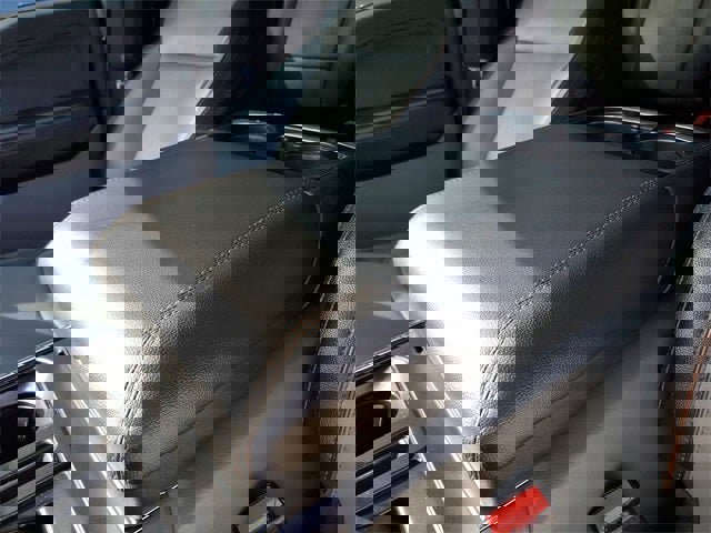 Used 2025 Ford F150 Lariat w/ Equipment Group 501A Mid image 88