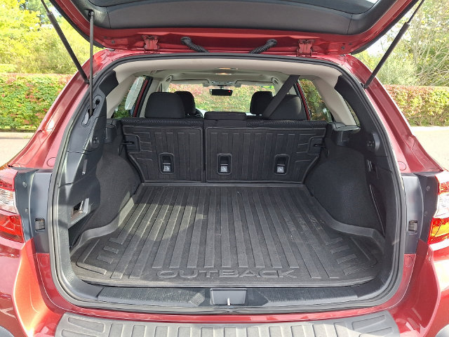 Used 2018 Subaru Outback 2.5i Premium AWD/4WD image 29
