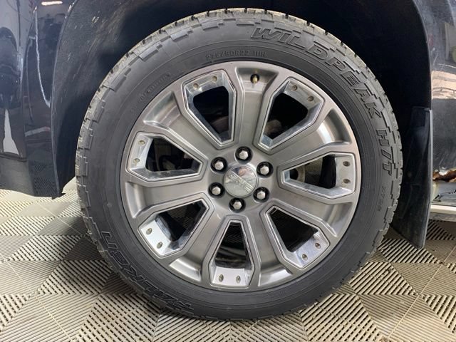 Used 2016 GMC Yukon XL Denali w/ Open Road Package AWD/4WD image 37