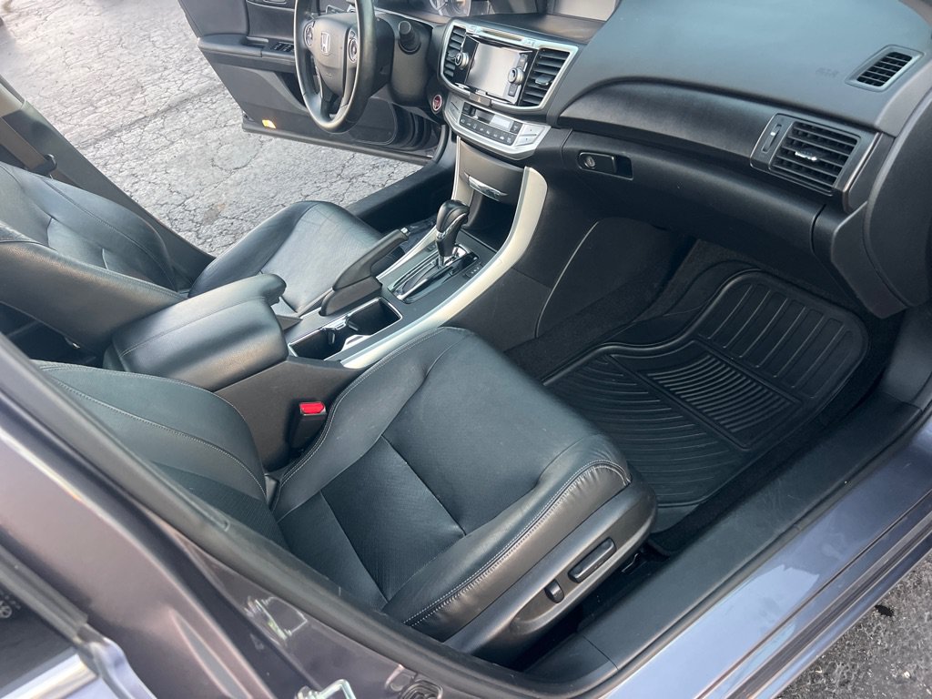 Used 2015 Honda Accord EX-L image 19