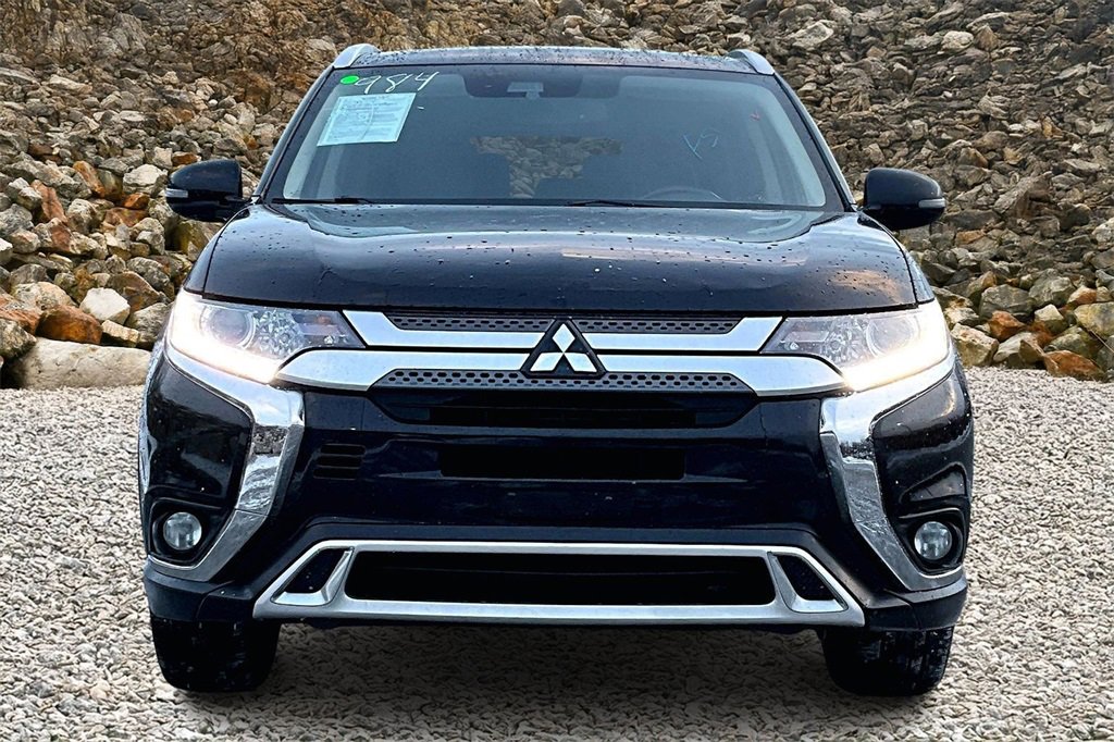 Used 2020 Mitsubishi Outlander SE image 3
