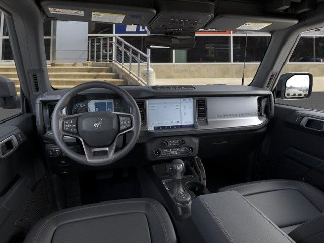 New 2025 Ford Bronco Badlands image 9