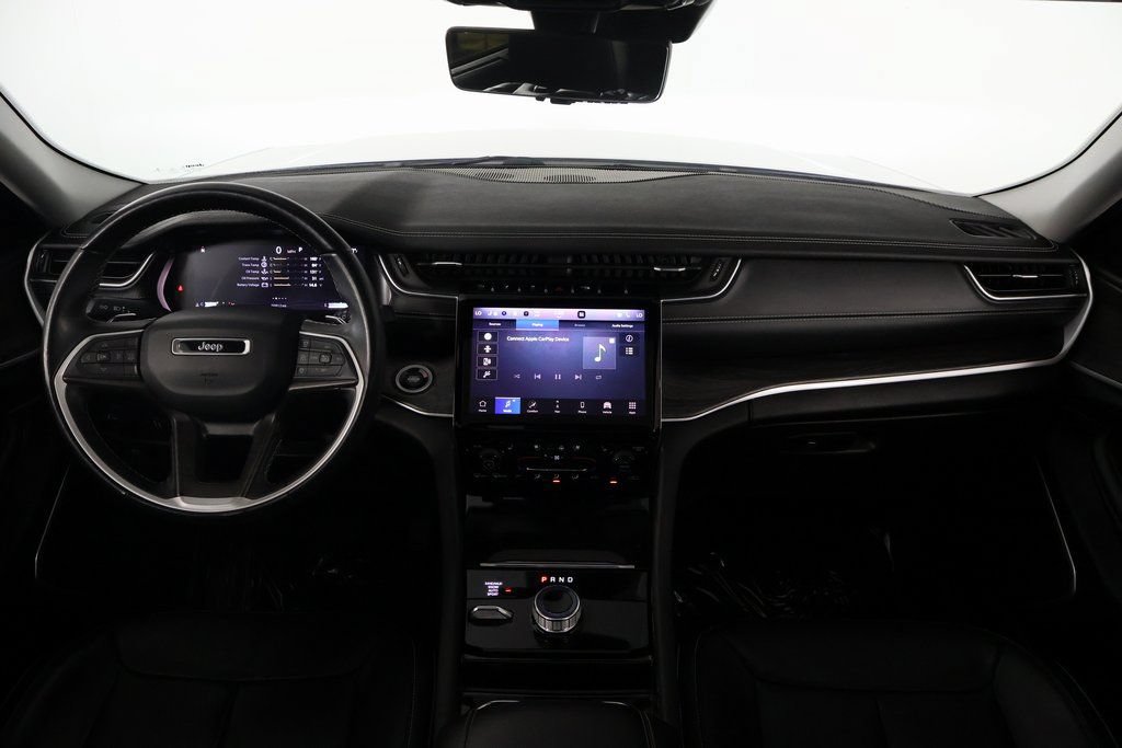 Used 2022 Jeep Grand Cherokee Limited w/ Luxury Tech Group II AWD/4WD image 8