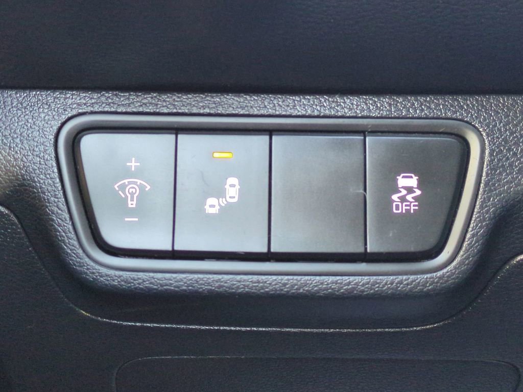 Used 2022 Kia Forte GT-Line w/ GT-Line Premium Package image 28