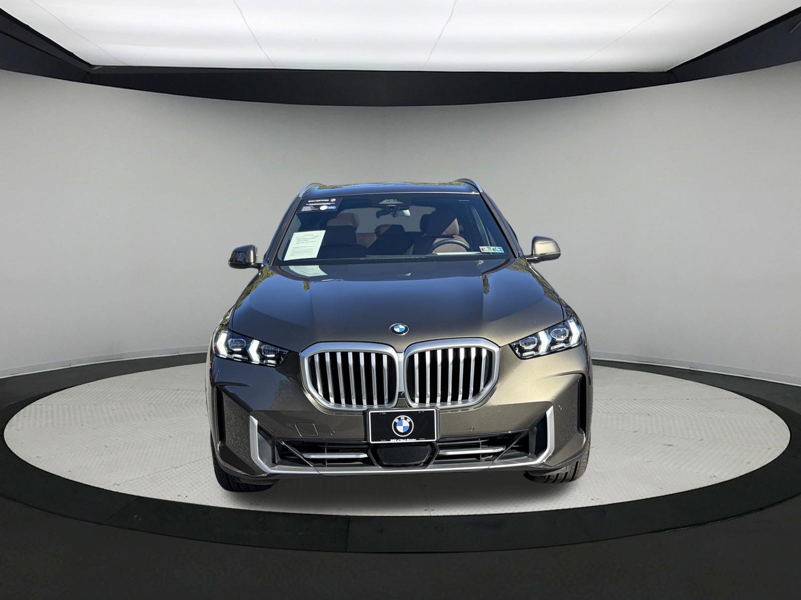 Certified 2026 BMW X5 xDrive40i w/ Climate Comfort Package AWD/4WD image 2