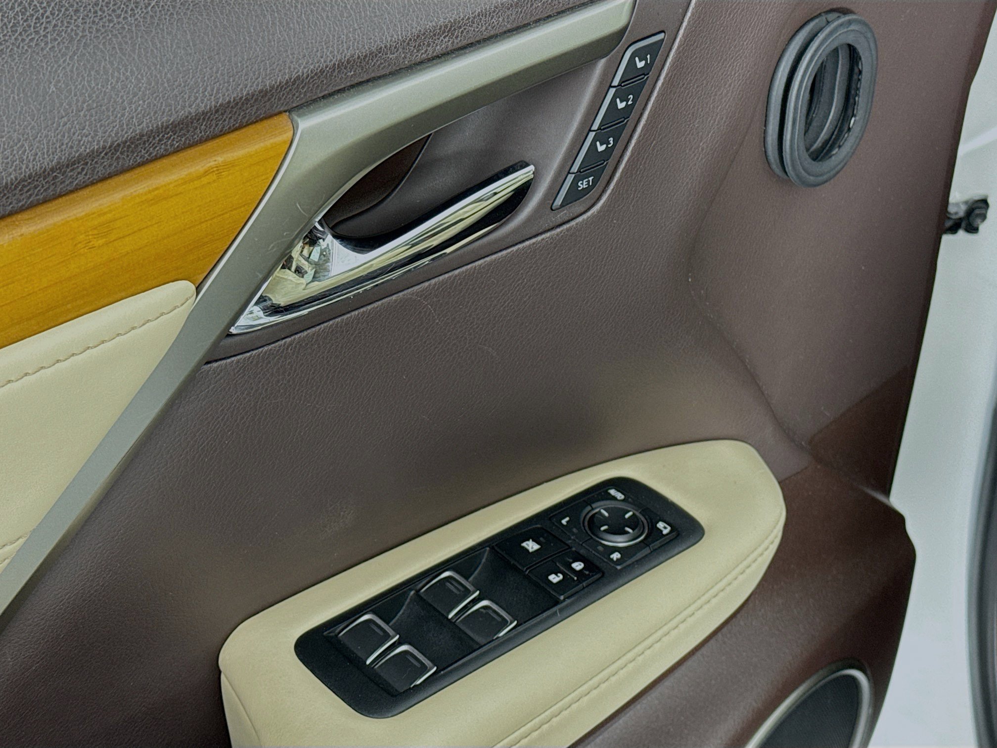 Used 2019 Lexus RX 350 AWD w/ Navigation Package image 18
