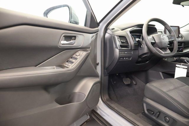 New 2026 Nissan Rogue SV w/ Cold Weather Package image 6