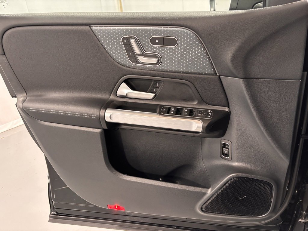 Certified 2025 Mercedes-Benz GLB 250 4MATIC image 16