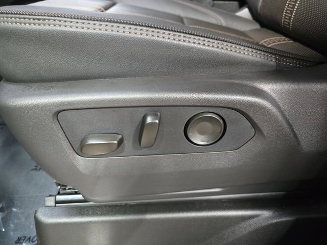 New 2026 Chevrolet Suburban High Country w/ LPO, Illumination Package image 31