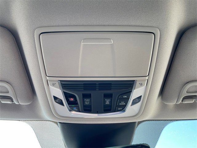 Used 2024 Acura MDX SH-AWD w/ Advance Package image 28