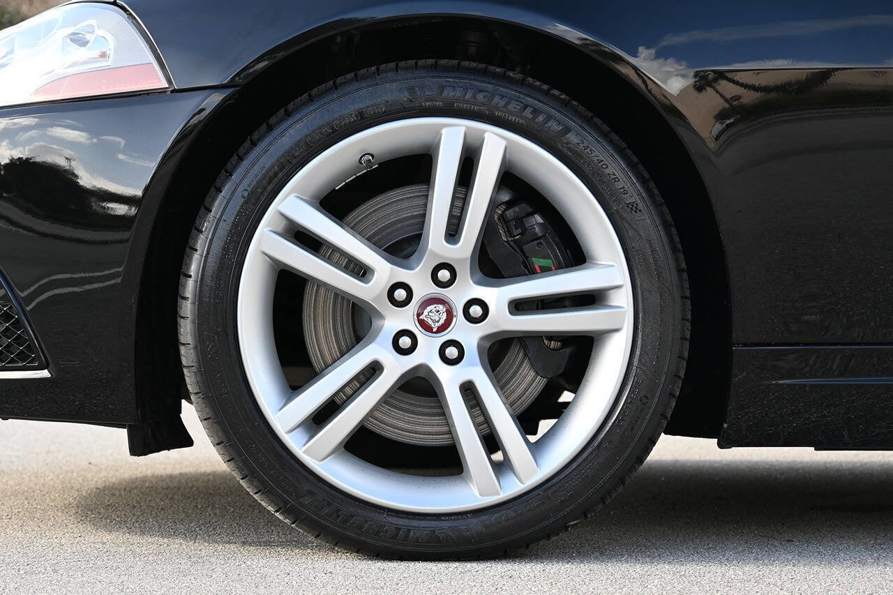 Used 2007 Jaguar XKR R image 36