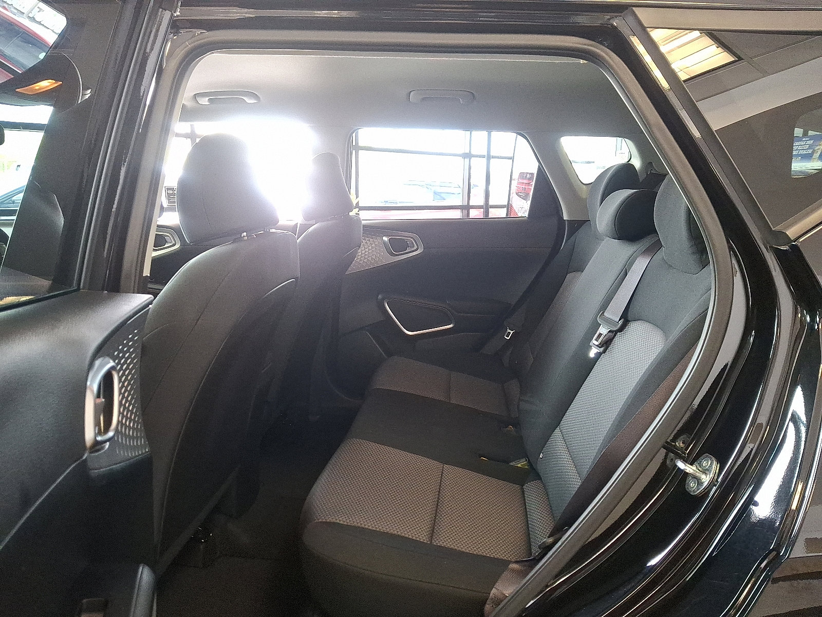 Certified 2023 Kia Soul LX w/ LX Technology Package FWD image 10