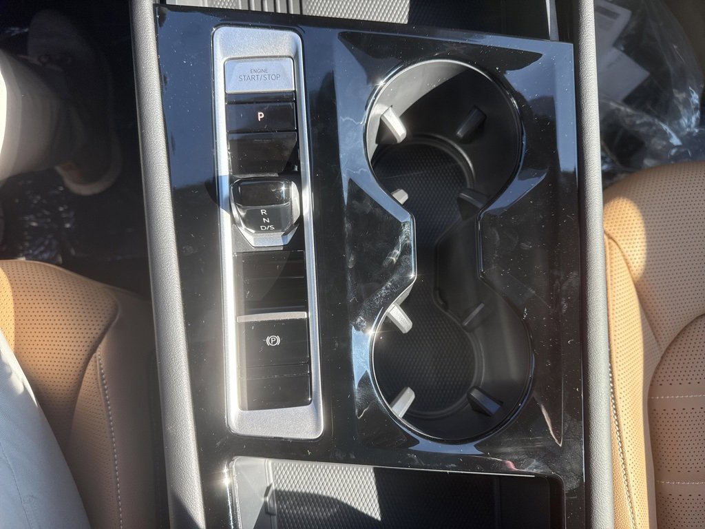 New 2026 Volkswagen Atlas Cross Sport SEL R-Line image 22
