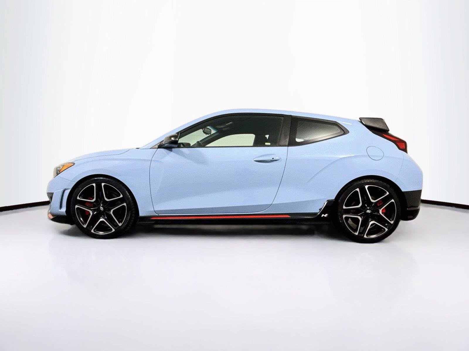 Used 2020 Hyundai Veloster N w/ Performance Package FWD image 2