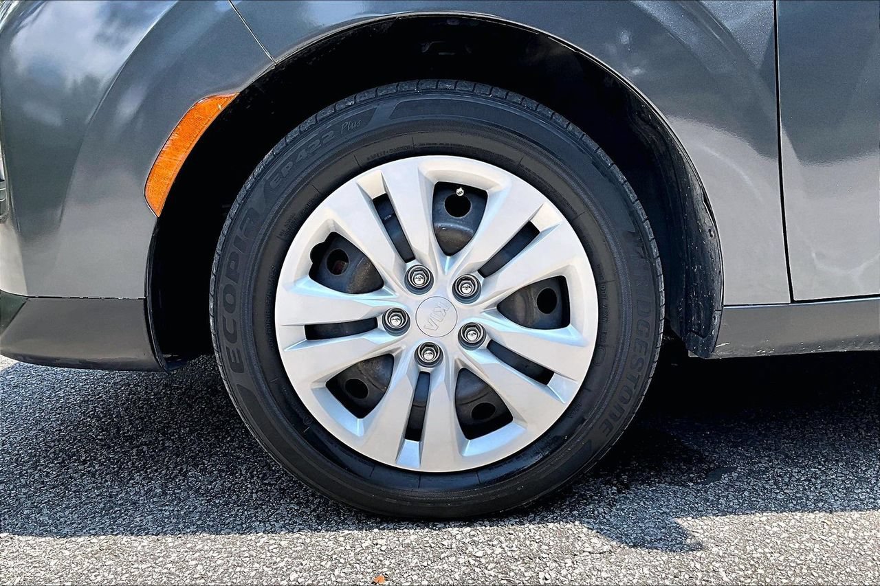 Used 2020 Kia Soul LX FWD image 34