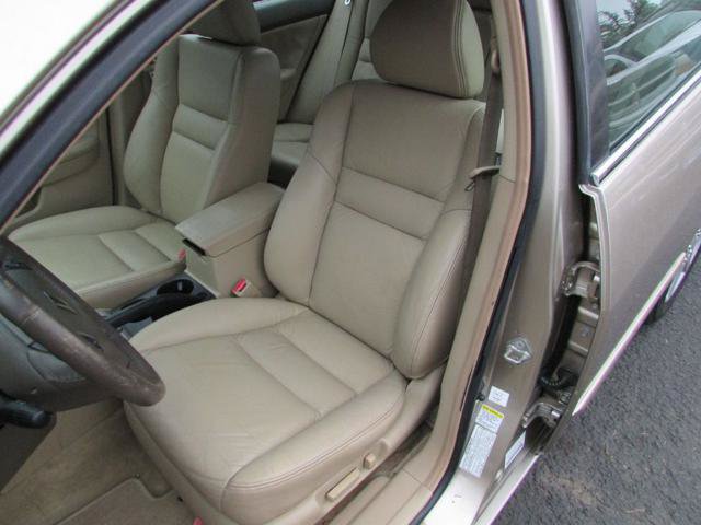 Used 2003 Honda Accord EX image 31
