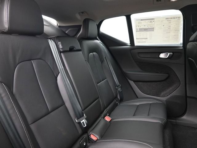 New 2026 Volvo XC40 B5 Plus w/ Protection Package Premier image 32