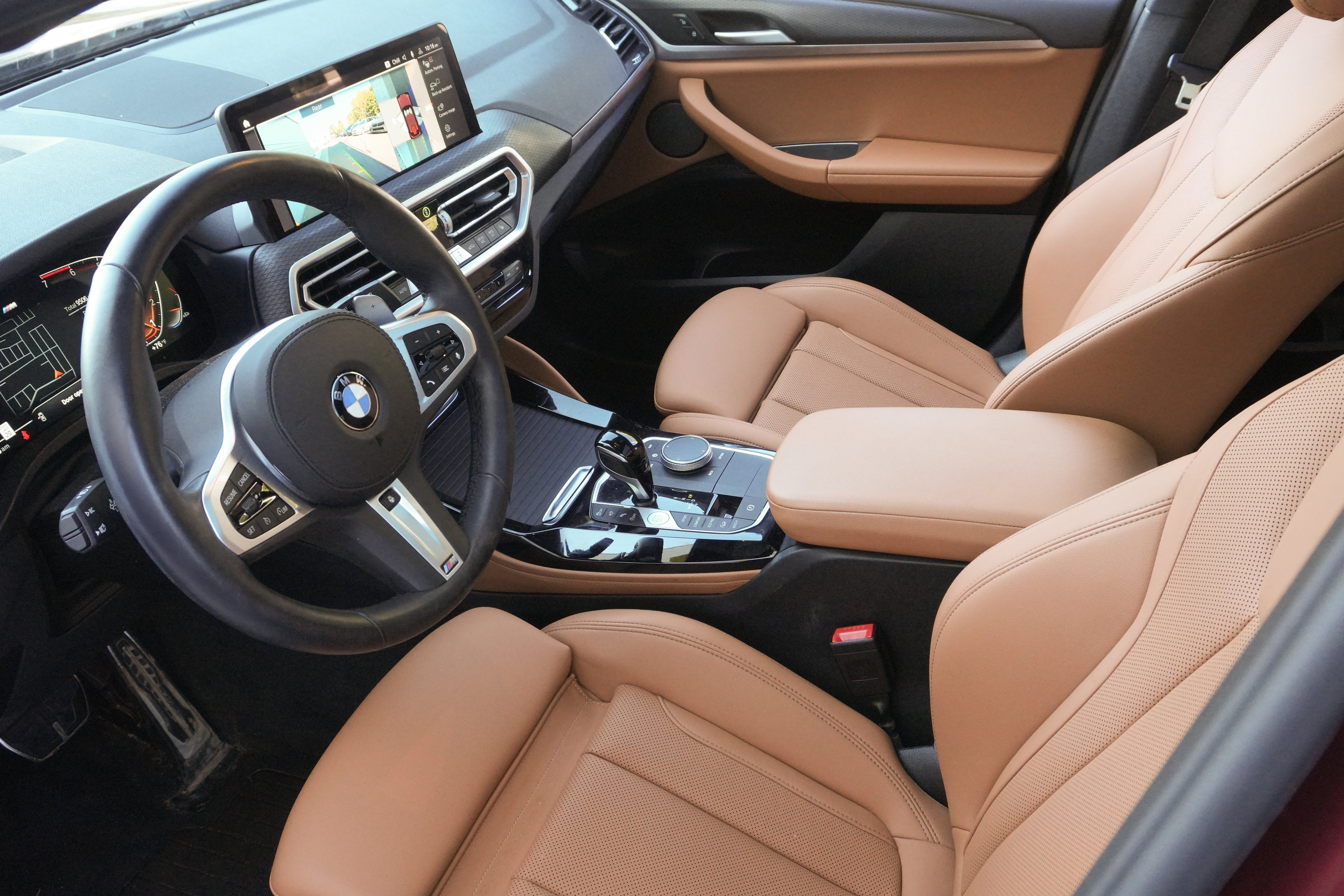Certified 2025 BMW X4 xDrive30i w/ Premium Package AWD/4WD image 10