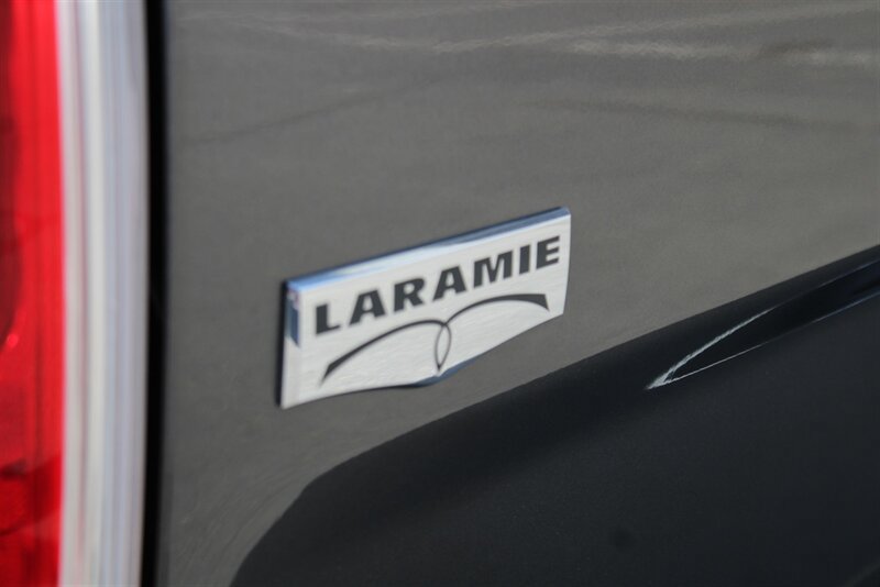 Used 2016 RAM 2500 Laramie w/ Convenience Group AWD/4WD image 31