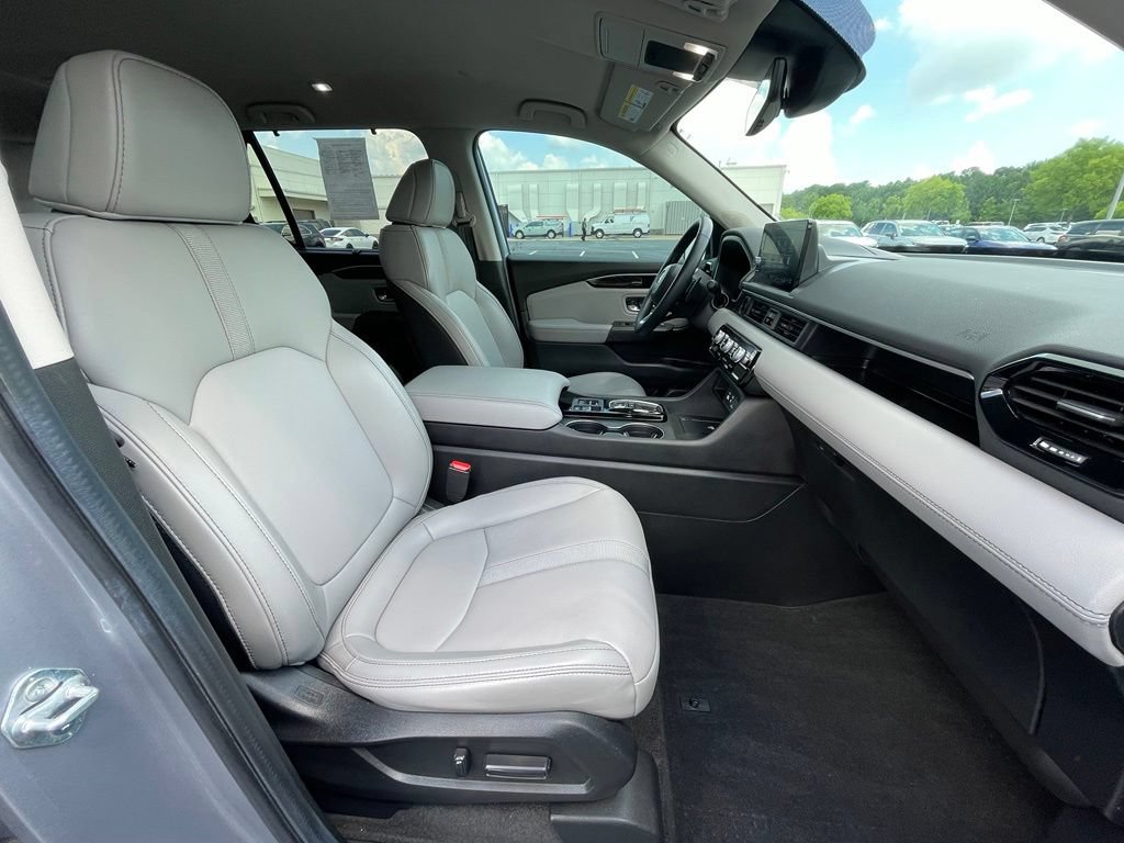 Certified 2025 Honda Pilot EX-L image 33