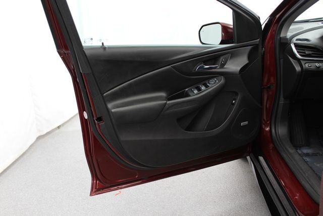 Used 2017 Chevrolet Volt Premier w/ Driver Confidence II Package image 15