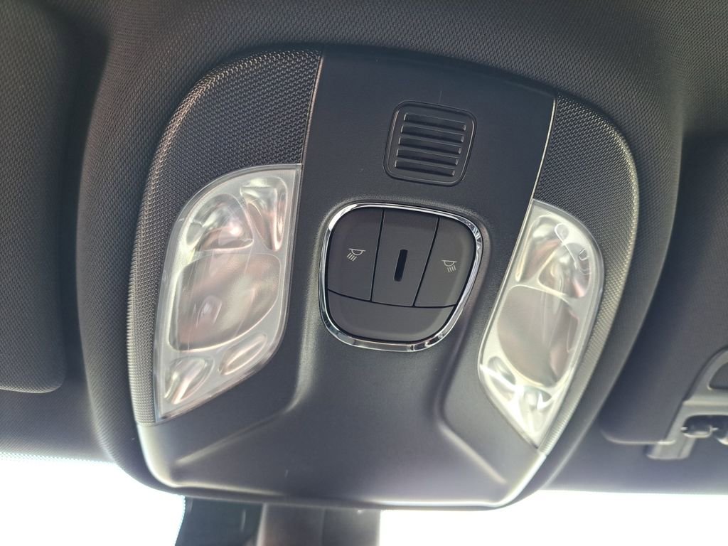 New 2026 Jeep Compass Latitude image 23