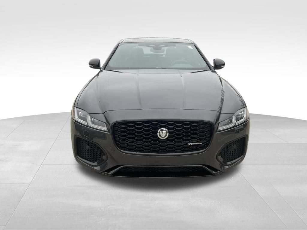 New 2024 Jaguar XF R-Dynamic SE AWD/4WD image 8