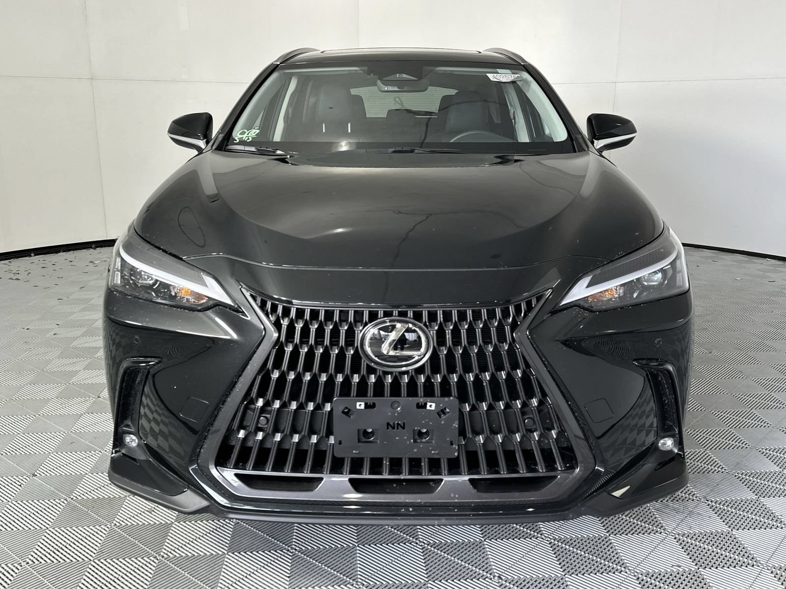 Used 2025 Lexus NX 350h AWD w/ Accessory Package (2T) image 3