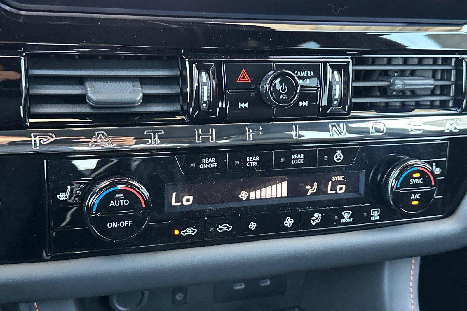 New 2026 Nissan Pathfinder Rock Creek w/ Rock Creek Premium Package AWD/4WD image 20